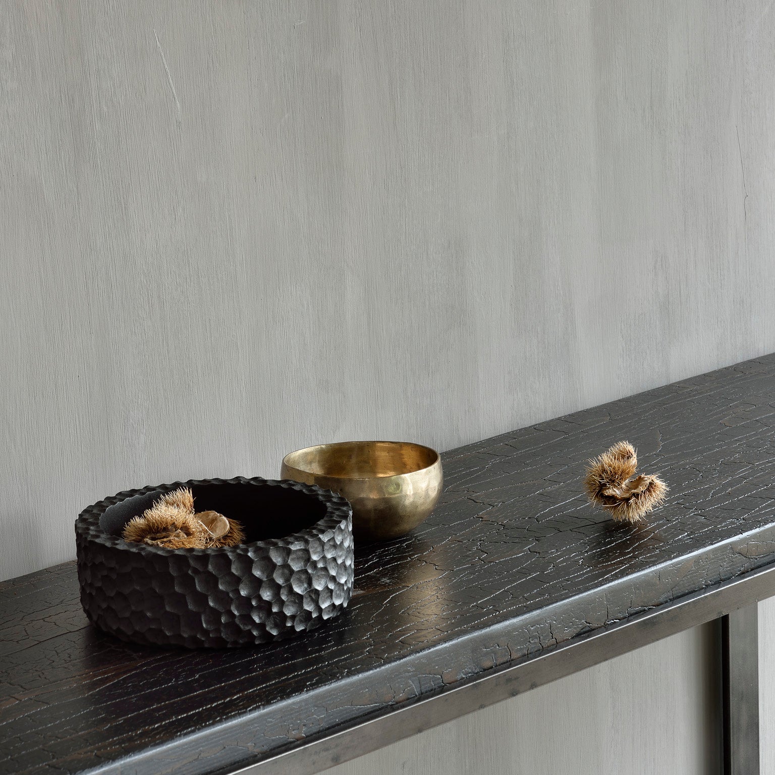 Mahogany Chopped Display Bowl Set in Black