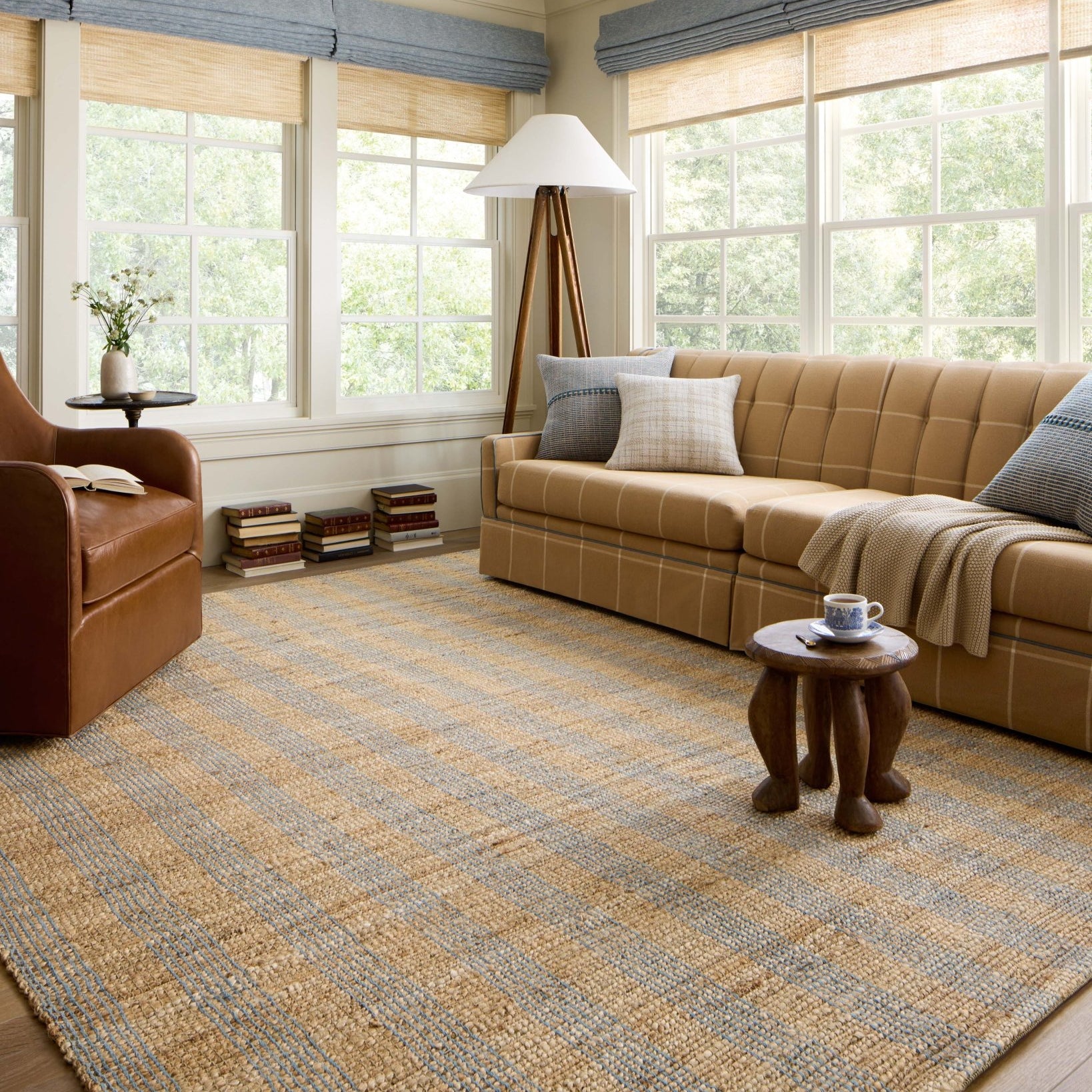 Chris Loves Julia x Loloi Judy Natural / Sky Rug