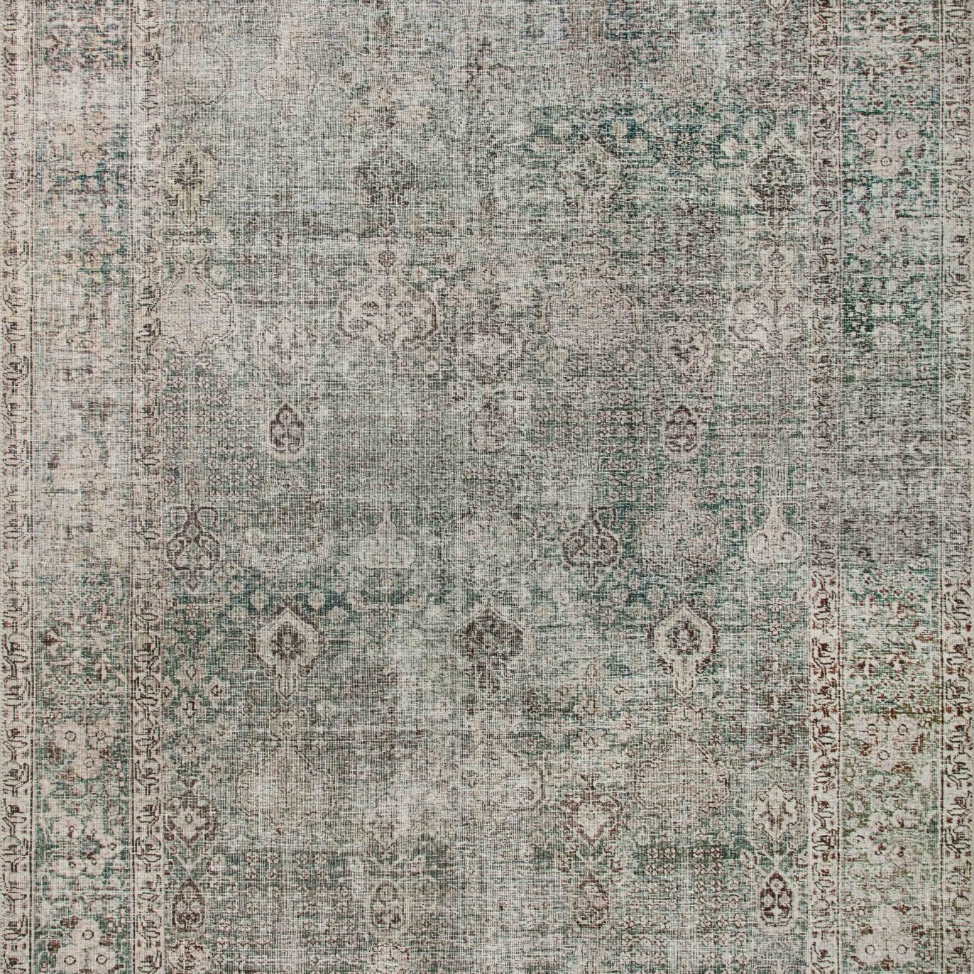 Chris Loves Julia x Loloi Jules Emerald / Antique Ivory Rug