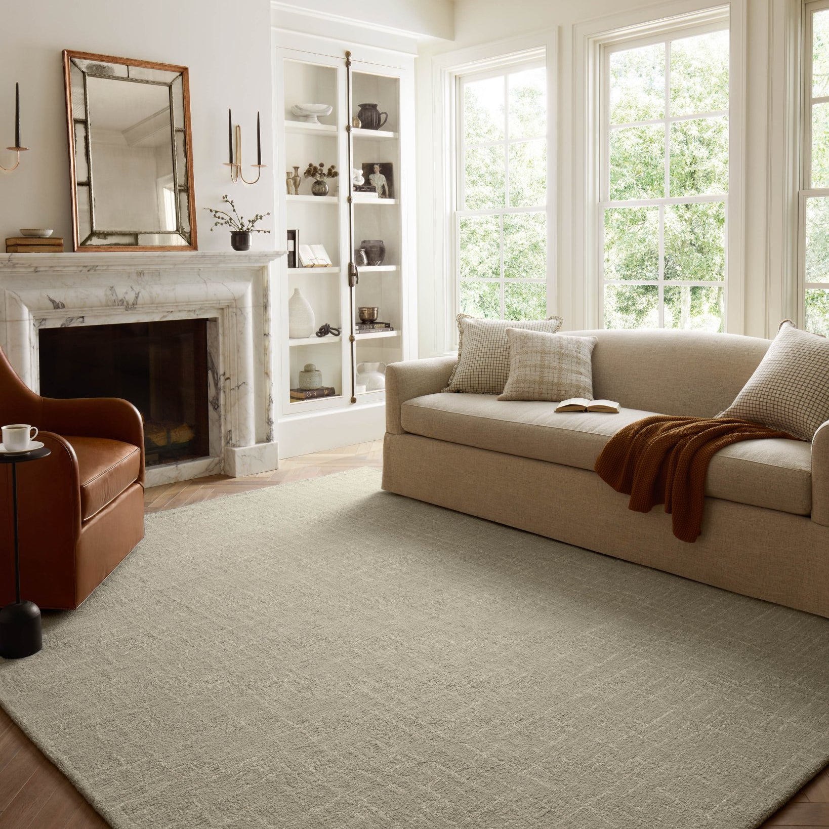 Chris Loves Julia x Loloi Polly Spa / Ivory Rug