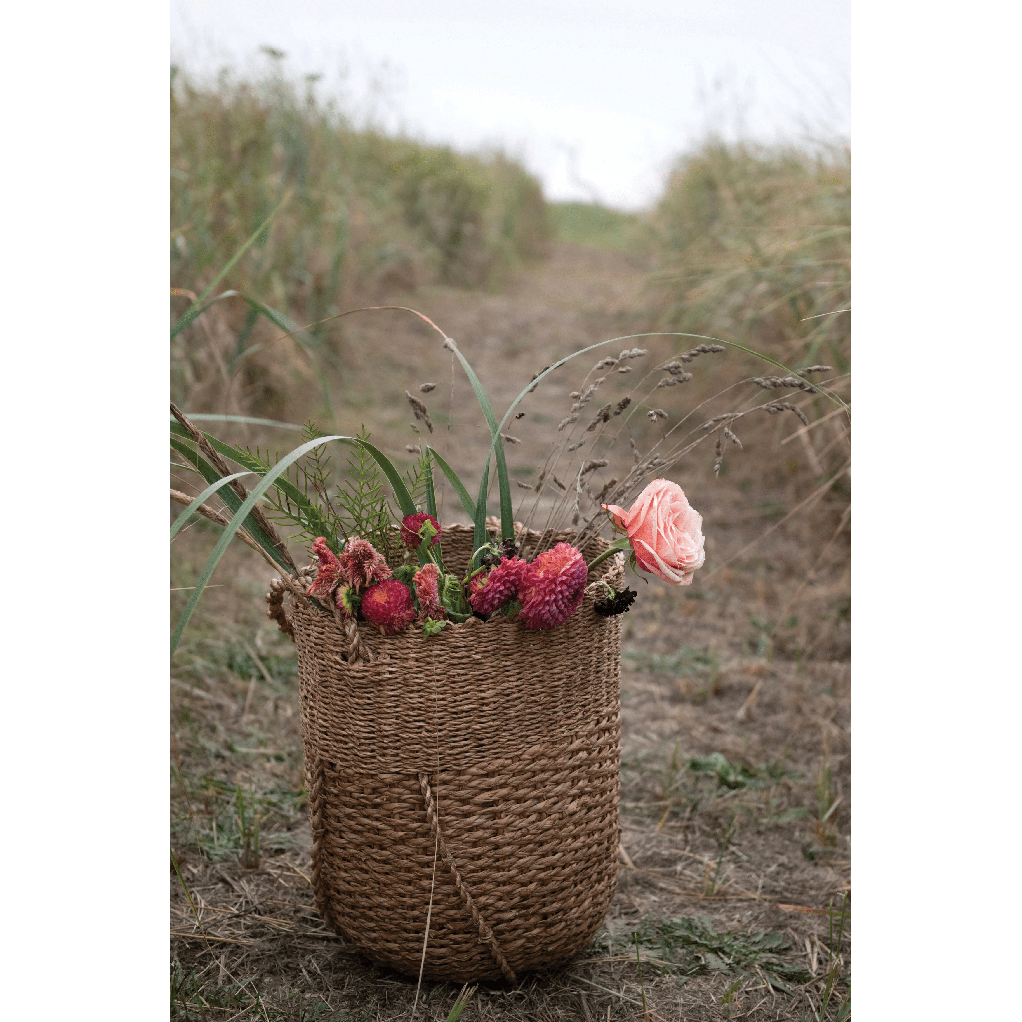 Hand Woven Bankuan Basket with Handle