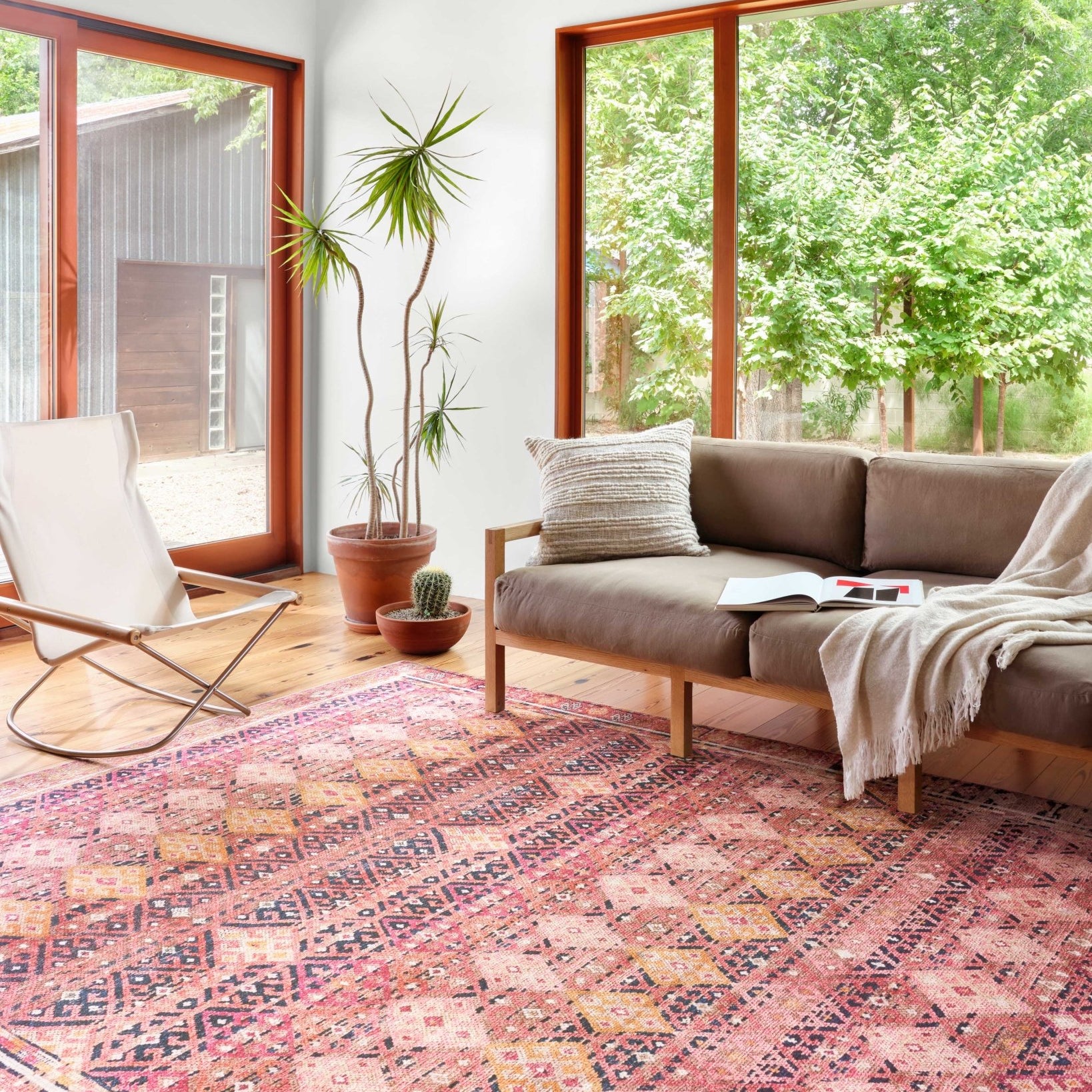 Loloi II Layla Magenta / Multi Rug