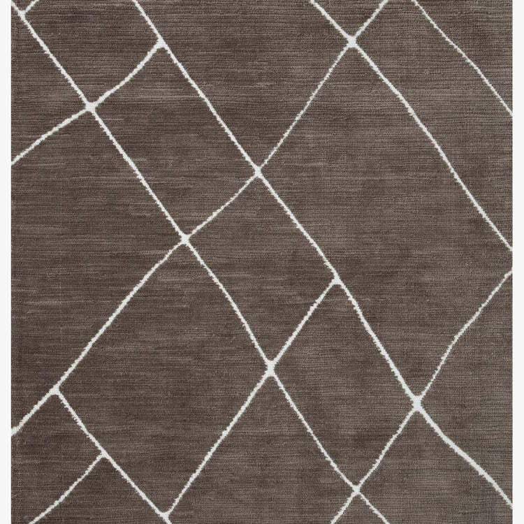 Magnolia Home by Joanna Gaines x Loloi Logan Mocha / White Rug