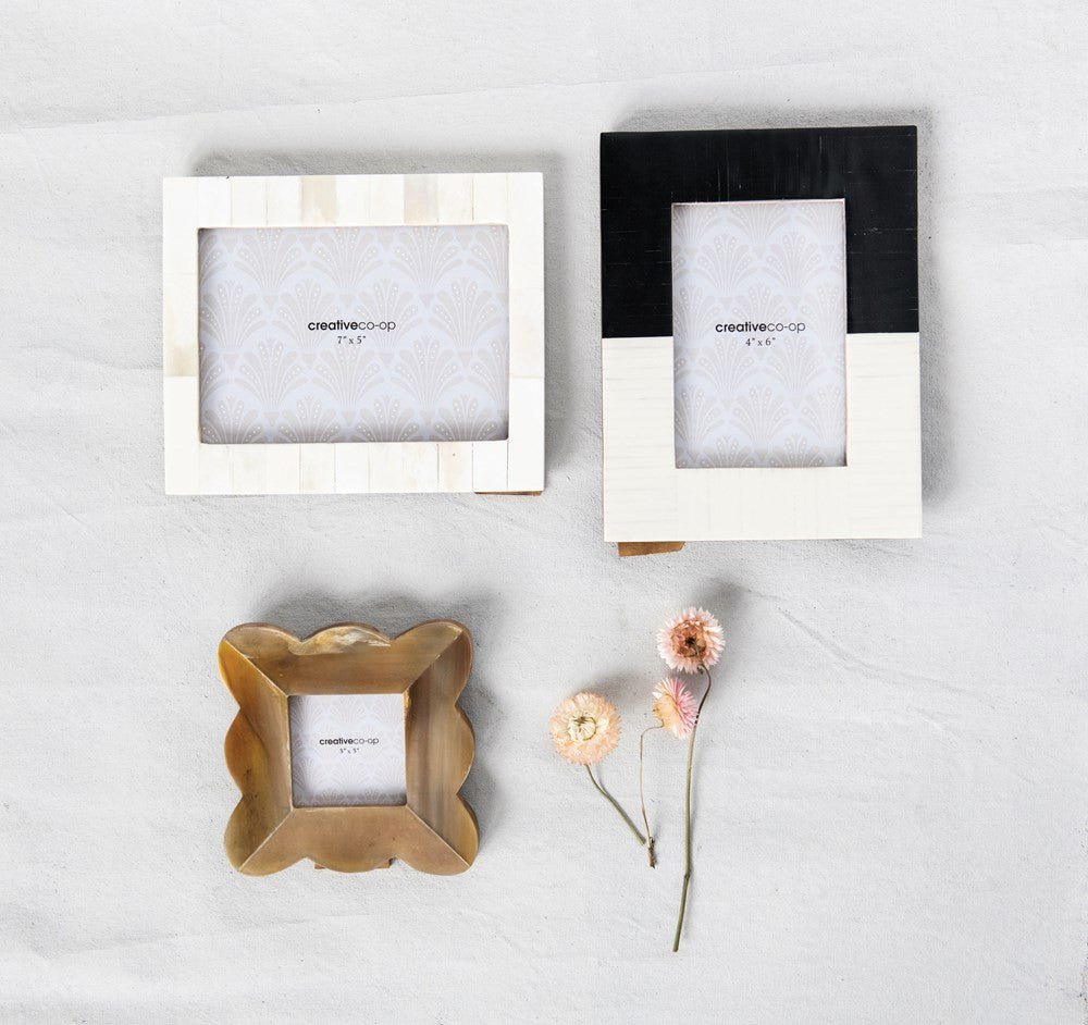 Scalloped 3x3 Resin Picture Frame